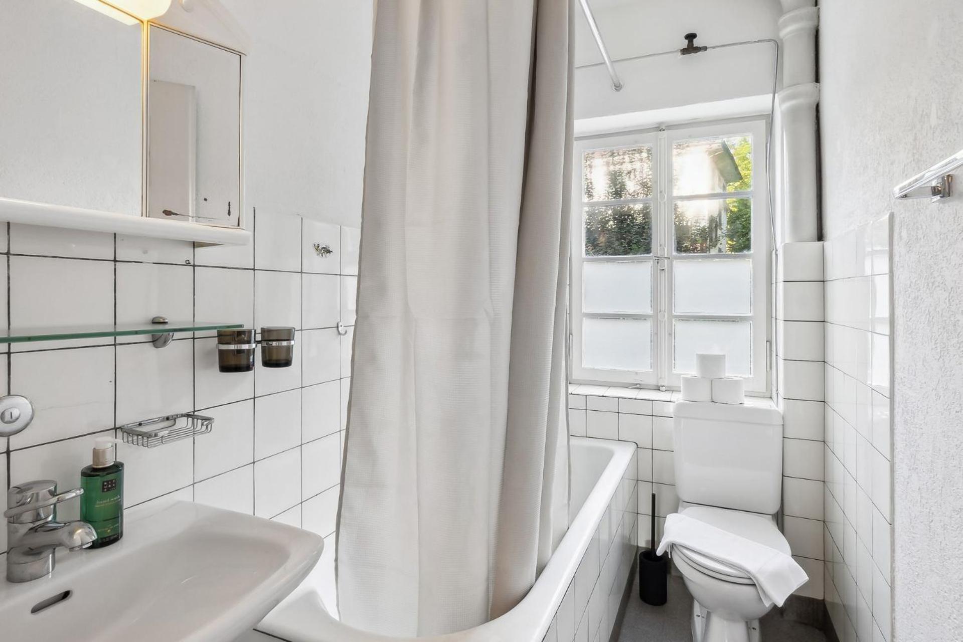 Homey Comfort In Oerlikon チューリッヒ エクステリア 写真